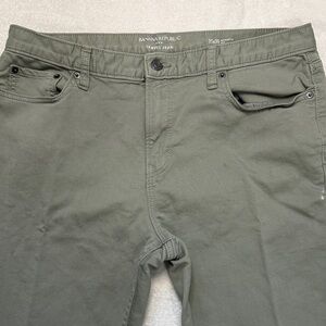 Banana Republic Travel Jean Athletic fit 35x30